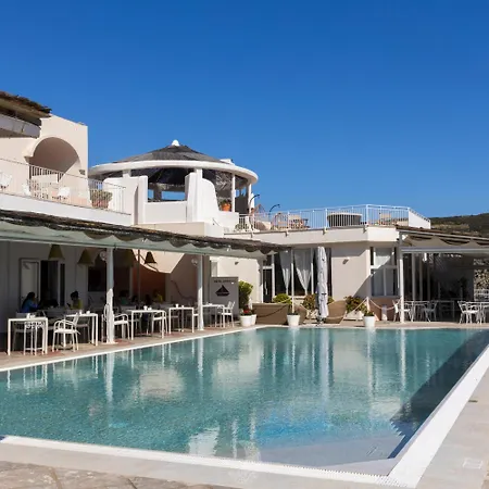 Chiaia Di Luna 4*