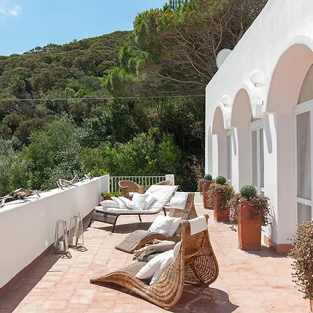 Chiaia Di Luna Ponza