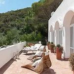Chiaia Di Luna Ponza