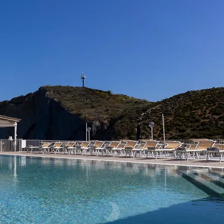 Chiaia Di Luna 4*