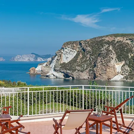 Ξενοδοχείο Chiaia Di Luna Πόντσα