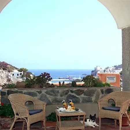 Hotel Chiaia Di Luna