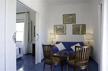 Hotel Chiaia Di Luna 4*