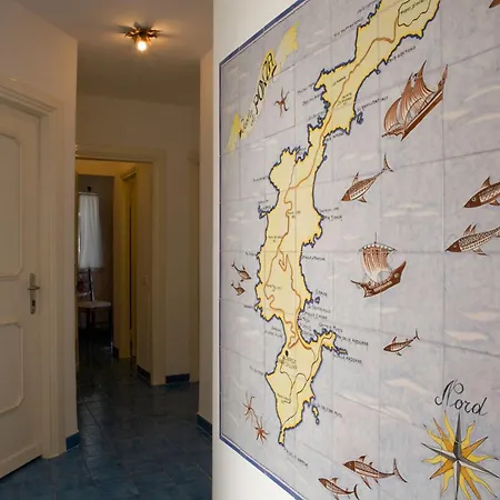 Chiaia Di Luna 4*