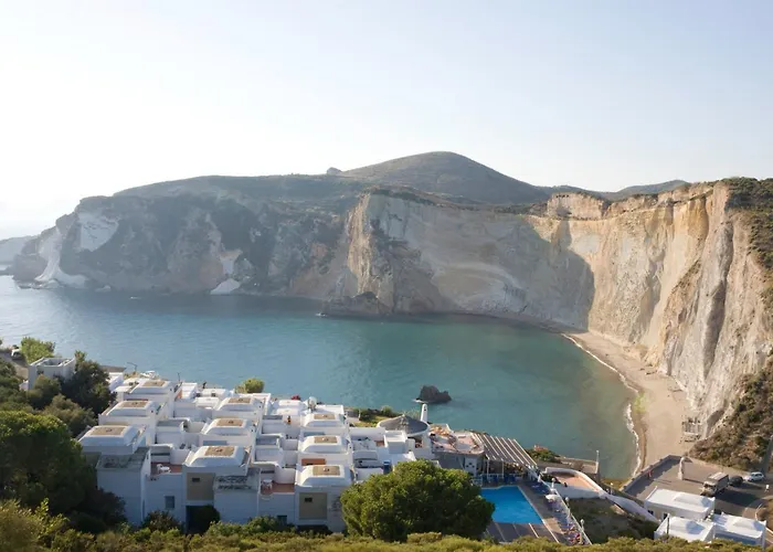 Chiaia Di Luna Ponza