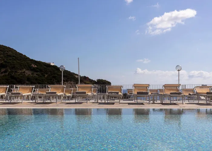 Chiaia Di Luna Ponza