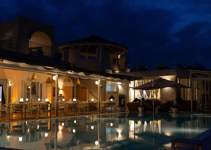 Chiaia Di Luna Otel 4*