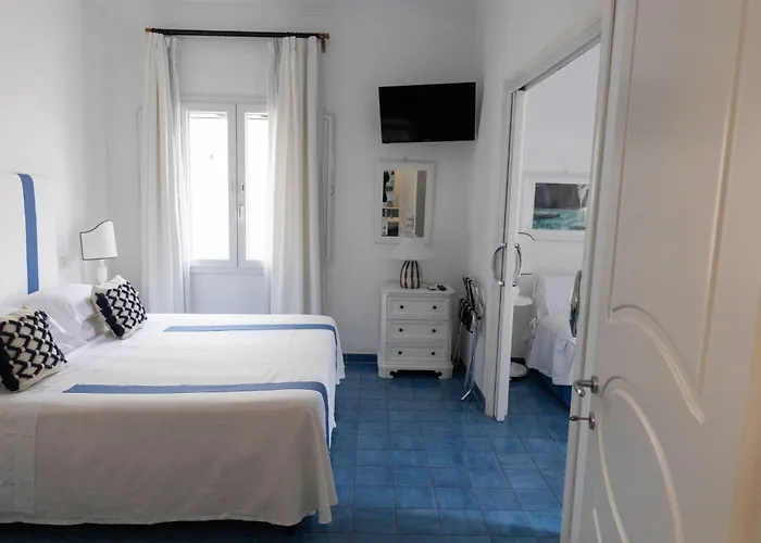 Chiaia Di Luna Otel Ponza