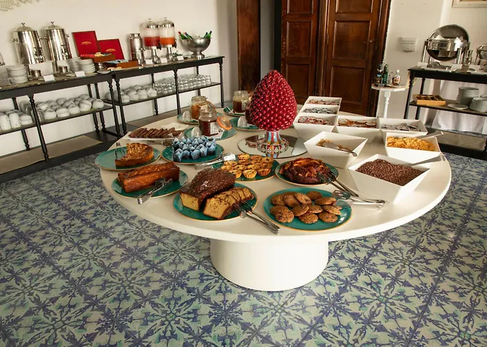 Chiaia Di Luna Otel 4*