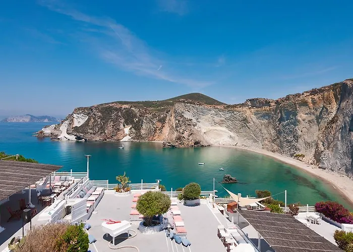 Otel Chiaia Di Luna 4*